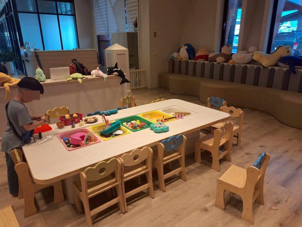 布袋港旅客服務中心 親子候船區