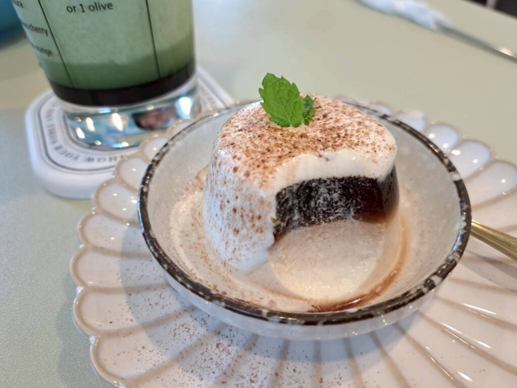  DM CAFE 搖擺小山丘甜點、台中西區甜點咖啡廳、療癒系甜點