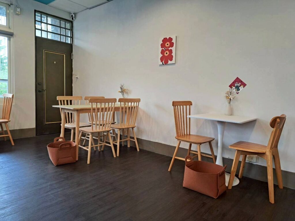  DM CAFE 台中西區咖啡廳，店內空間與氛圍