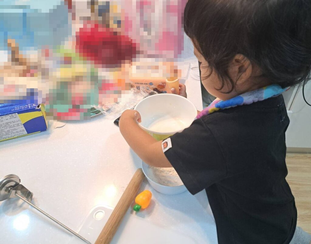 甜甜圈店的企鵝先生 親子共讀 烘焙