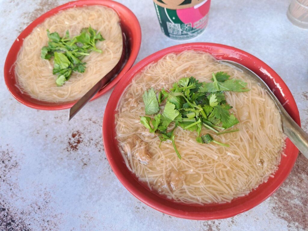 鹿港麵線糊 王罔麵線糊 蚯蚓龍山麵線糊