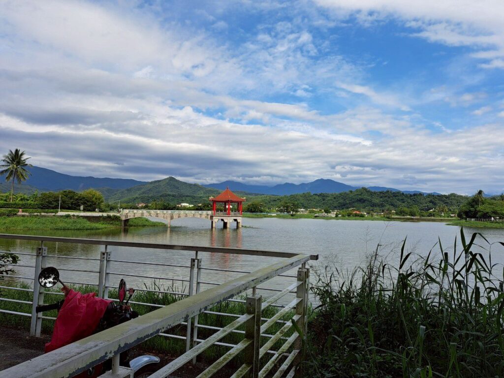 高雄美濃景點 美濃湖