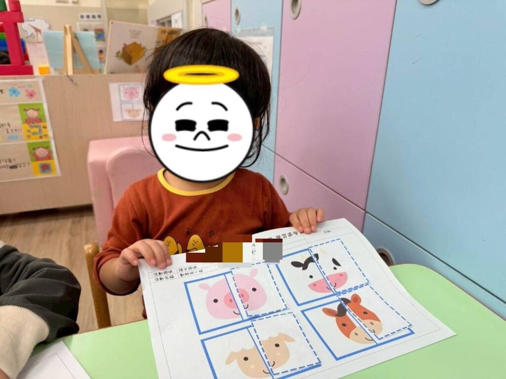  幼幼班心得 ，幼稚園幼幼班上滿一學期的心得與分享，老師教案、課程設計用心。