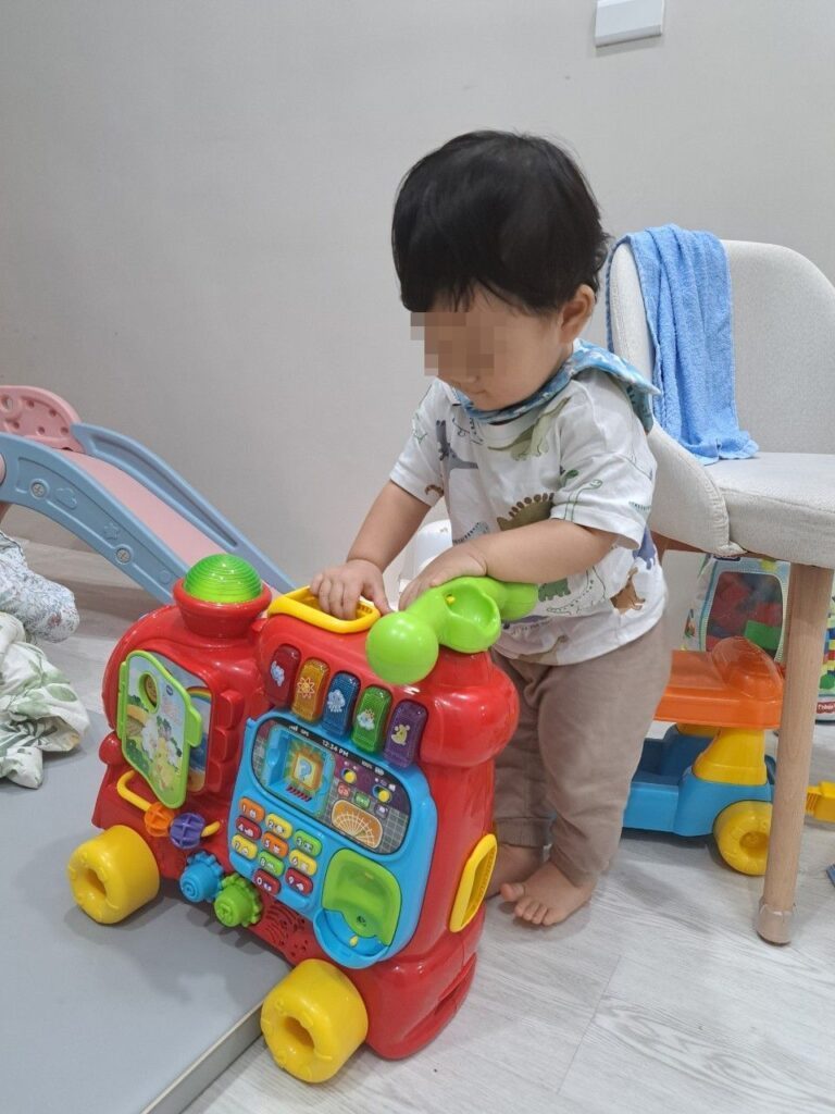 Vtech 歡樂積木學習車