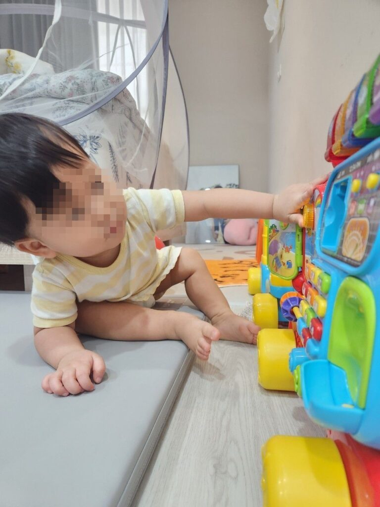 Vtech 歡樂積木學習車