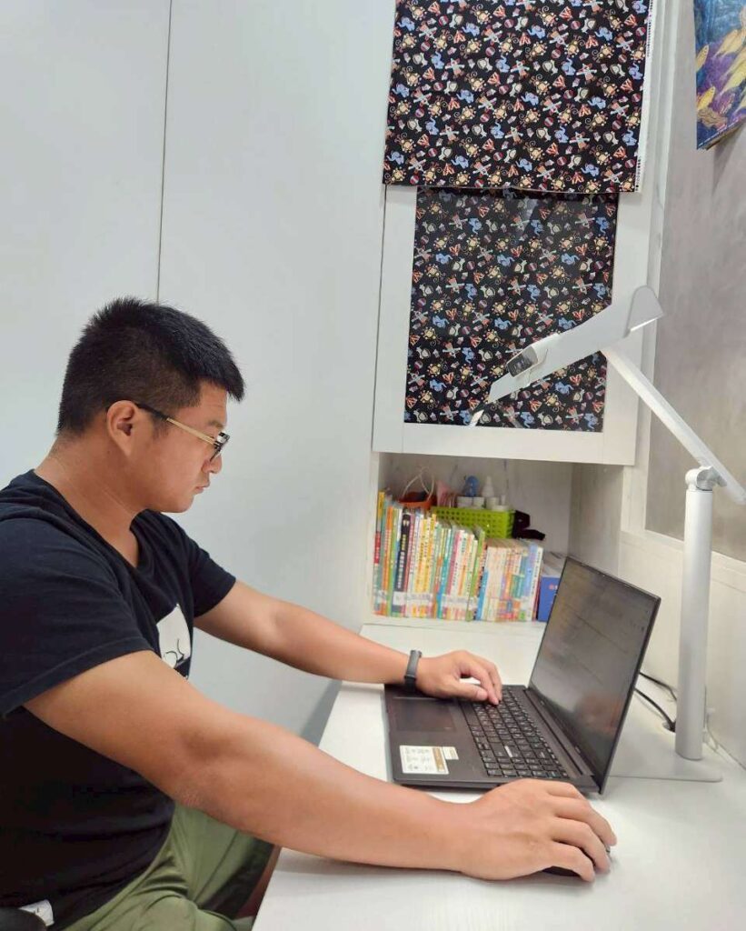 護眼檯燈推薦 舞光 Eye Health 全光譜護眼檯燈