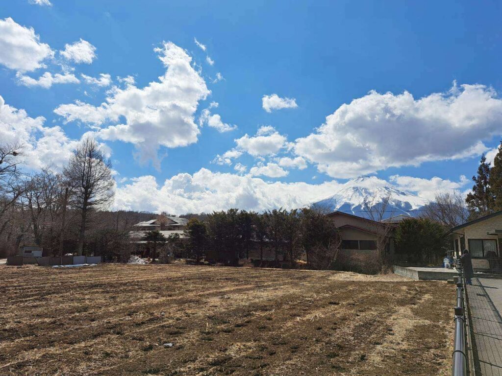 富士山一日遊 心得，東京出發KKDAY富士山一日遊親子行程，帶3歲小孩輕鬆玩河口湖與忍野八海