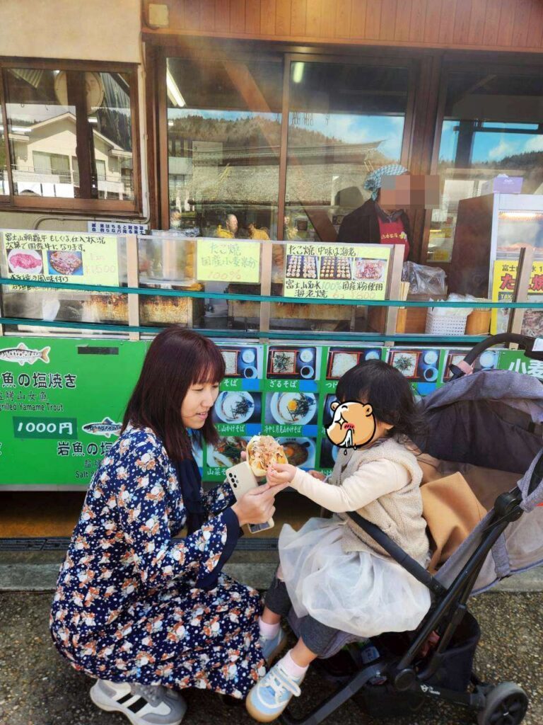  KKDAY 富士山一日遊 心得，東京出發日本道地章魚燒與烤糰子，忍野八海必吃小吃