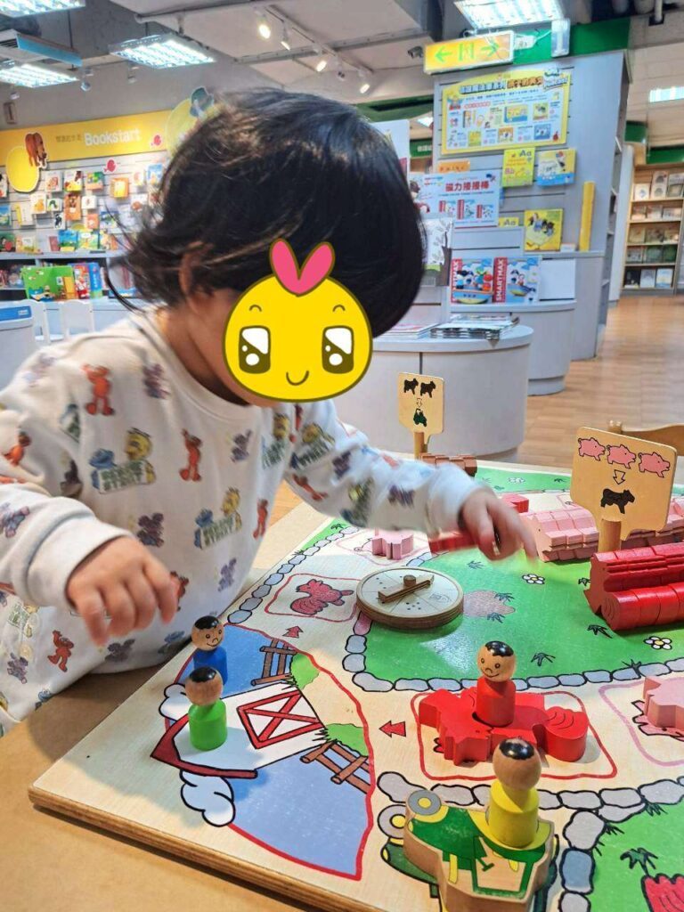  台中親子景點推薦 ｜信誼小太陽親子書房書店環境