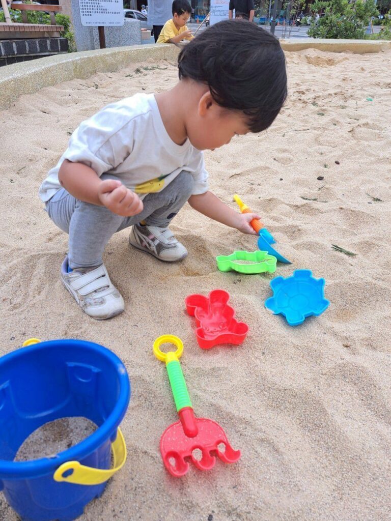 立德停車場公園