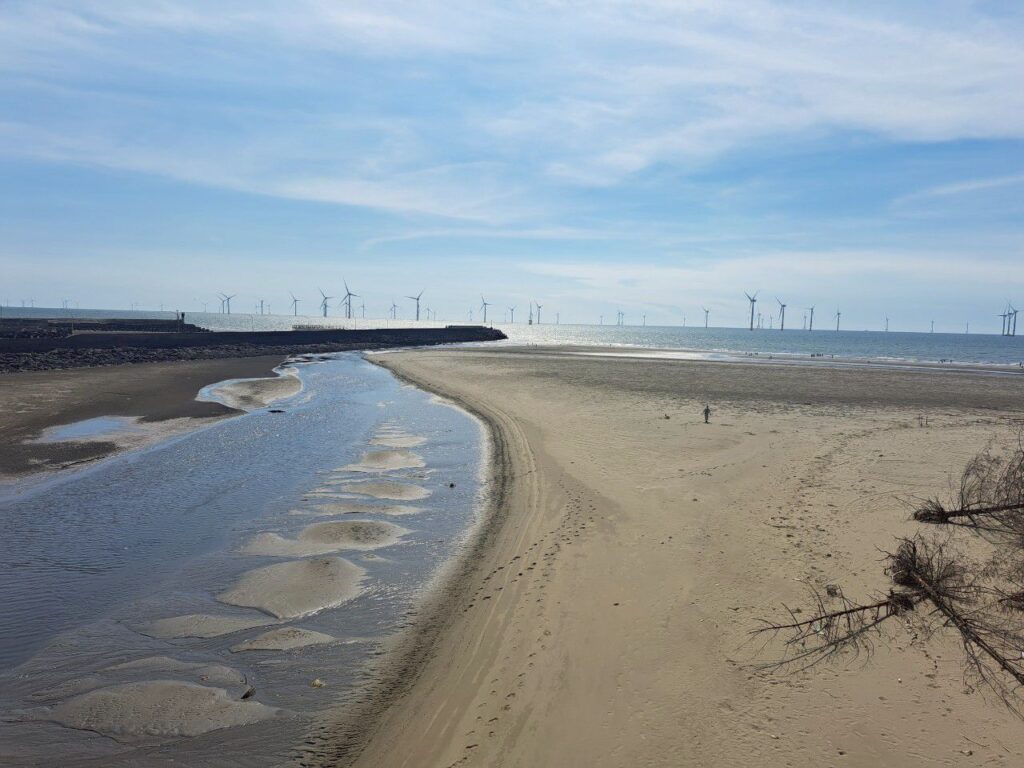 龍鳳漁港彩虹橋 風跡沙灘 龍鳳沙灘