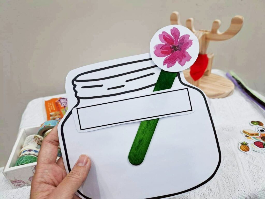  幼兒教具 DIY自製，材料簡單好上手，輕鬆完成適合幼兒園、學齡前孩子玩的幼兒玩具。