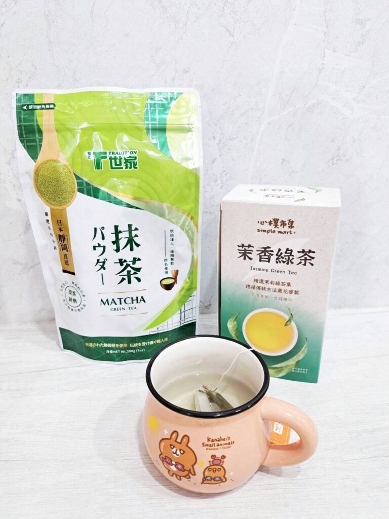  自己動手用台灣抹茶粉調製飲品，運用了心樸市集的茉香綠茶、T世家日式抹茶粉。