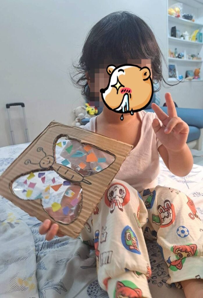  親子DIY手作 完成的魚與蝴蝶剪影藝術作品好亮眼！簡單材料也能變成獨一無二的親子手作美勞作品。